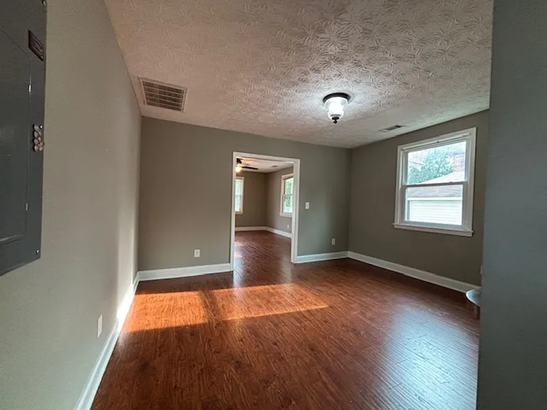 2217 Camille Dr — Photo 9