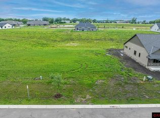 1014 Mahoe Way, Mankato, MN 56001