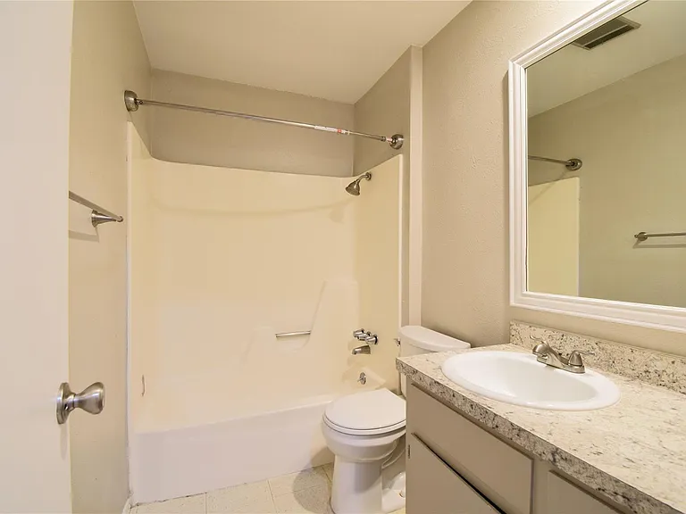 5936 Cherry Loop #B — Photo 12