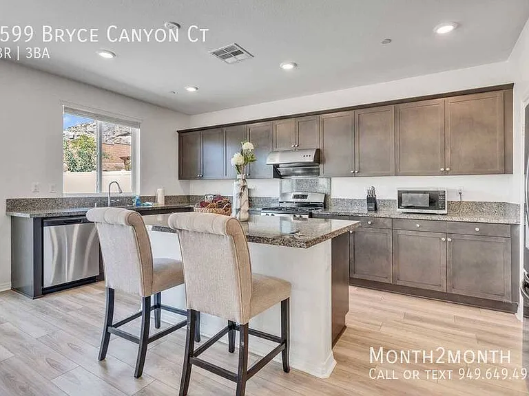 6599 Bryce Canyon Ct — Photo 13
