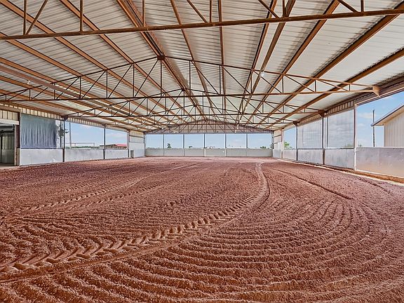 3rd image of 1717 1/2 Batey Rd