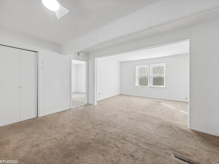 9518 S 53rd Ave #2 — Photo 9