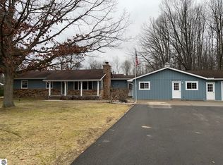 5657 M 55, Whittemore, MI 48770