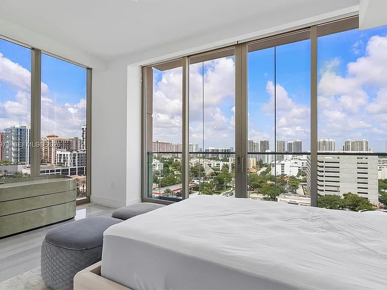 17901 Collins Ave #902 — Photo 42