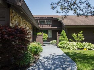 6511 Boston State Rd APT 101, Hamburg, NY 14075