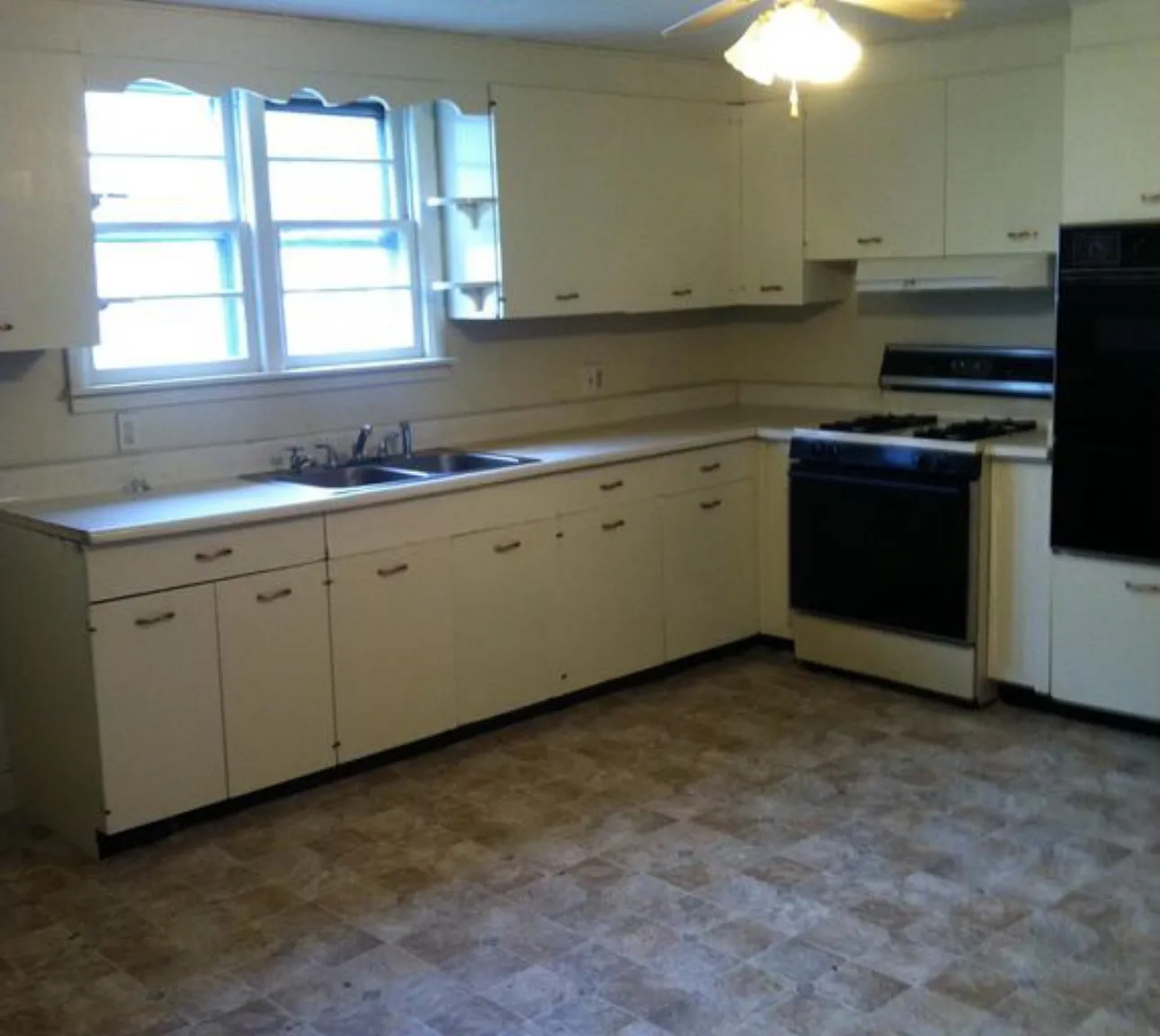 3 bed, 1168 sqft, $1,000 — Photo 4