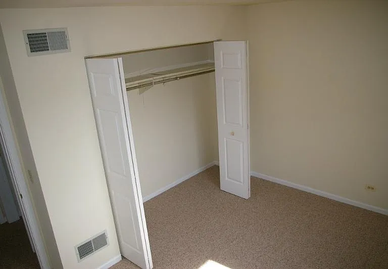 315 Creekside Dr #A — Photo 8