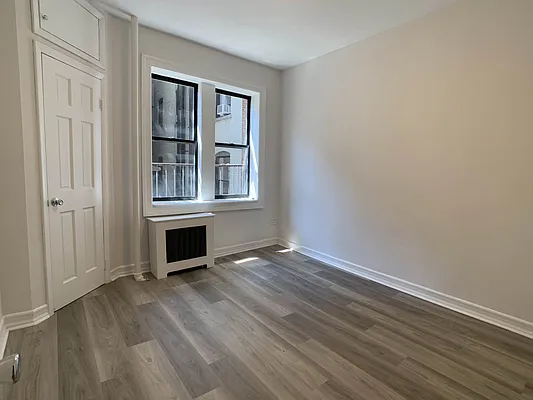 Rented by Tourma Realty LLC | media 17