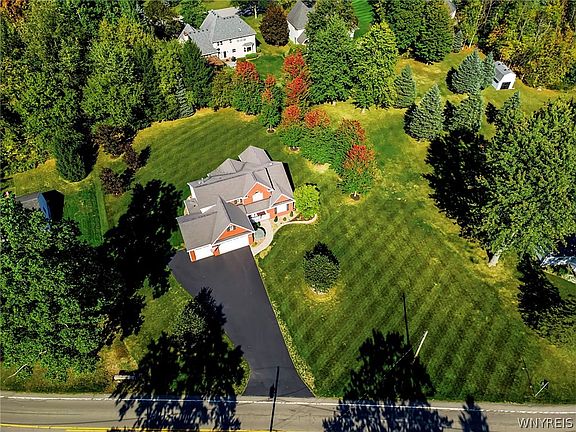 3rd image of 8300 Stahley Rd