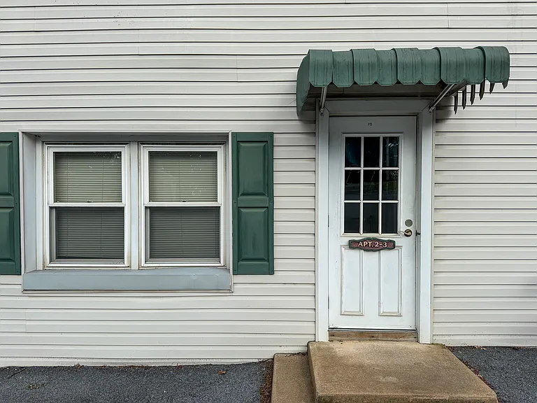 2 Lauber Rd #3 — Photo 3