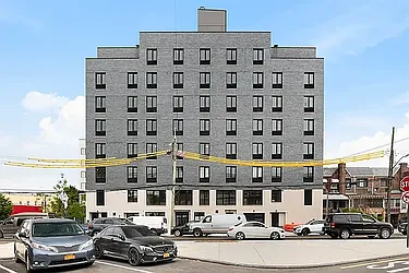 906 East New York Avenue