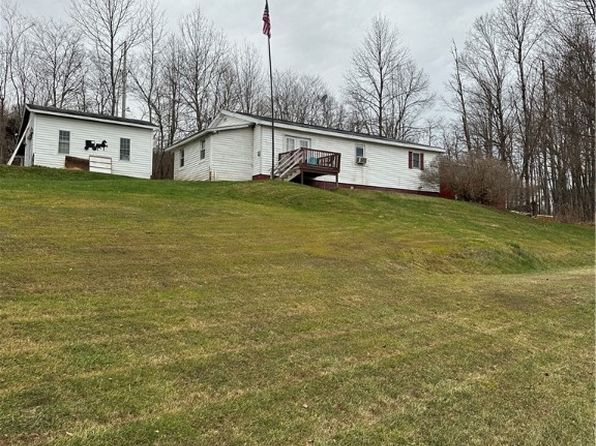 136 Young Rd, New Berlin, NY 13411