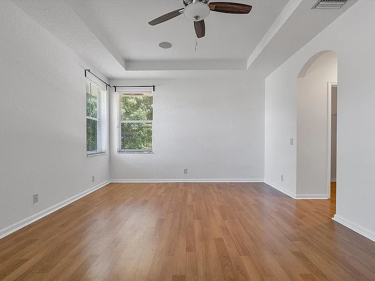 2013 Harbor View Cir — Photo 23