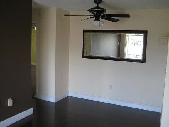 5th image of 1100 11th St APT 401