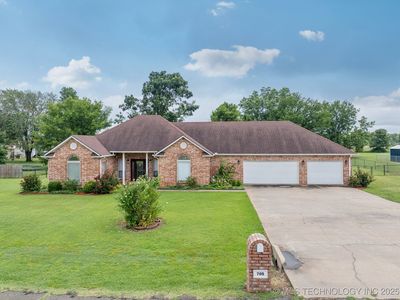 705 SW 23rd St, Wagoner, OK, 74467
