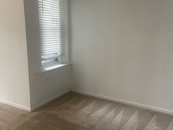 5th image of 3705 Peoria Way #2