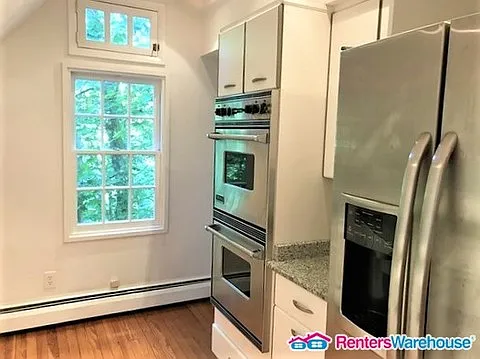 6616 N Charles St #C — Photo 10