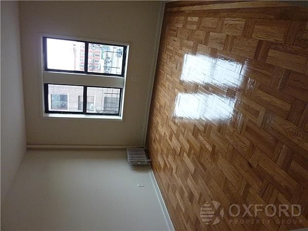 1st image of 420 E 21st St APT 203