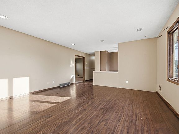 5th image of 1907 Gernentz Ln