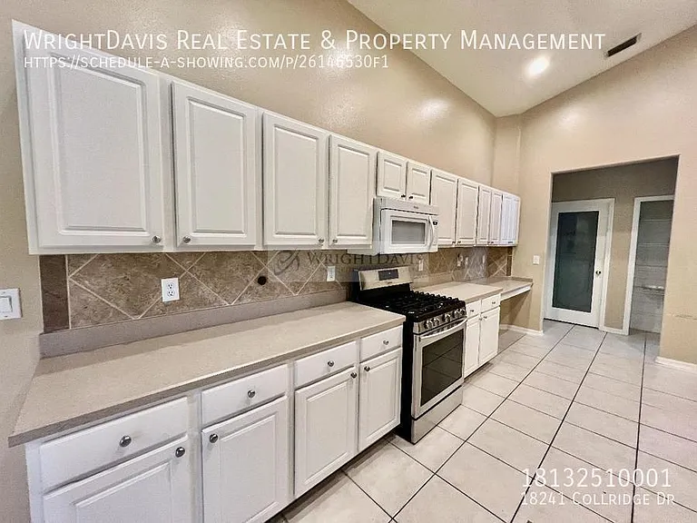 18241 Collridge Dr — Photo 19