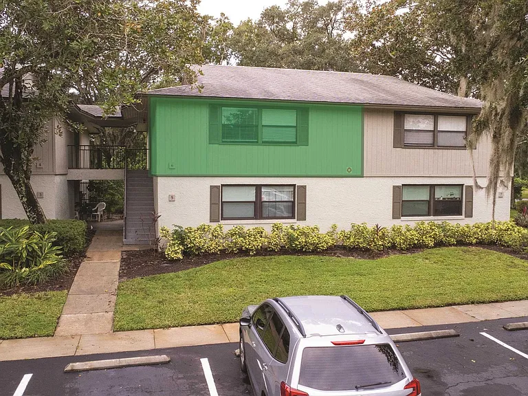 6 Alcira Ct — Photo 1