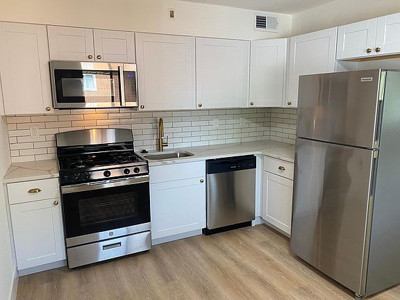 2nd image of 7201 Sarah St #8