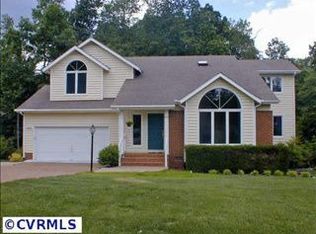5816 Spinnaker Cove Rd, Midlothian, VA 23112