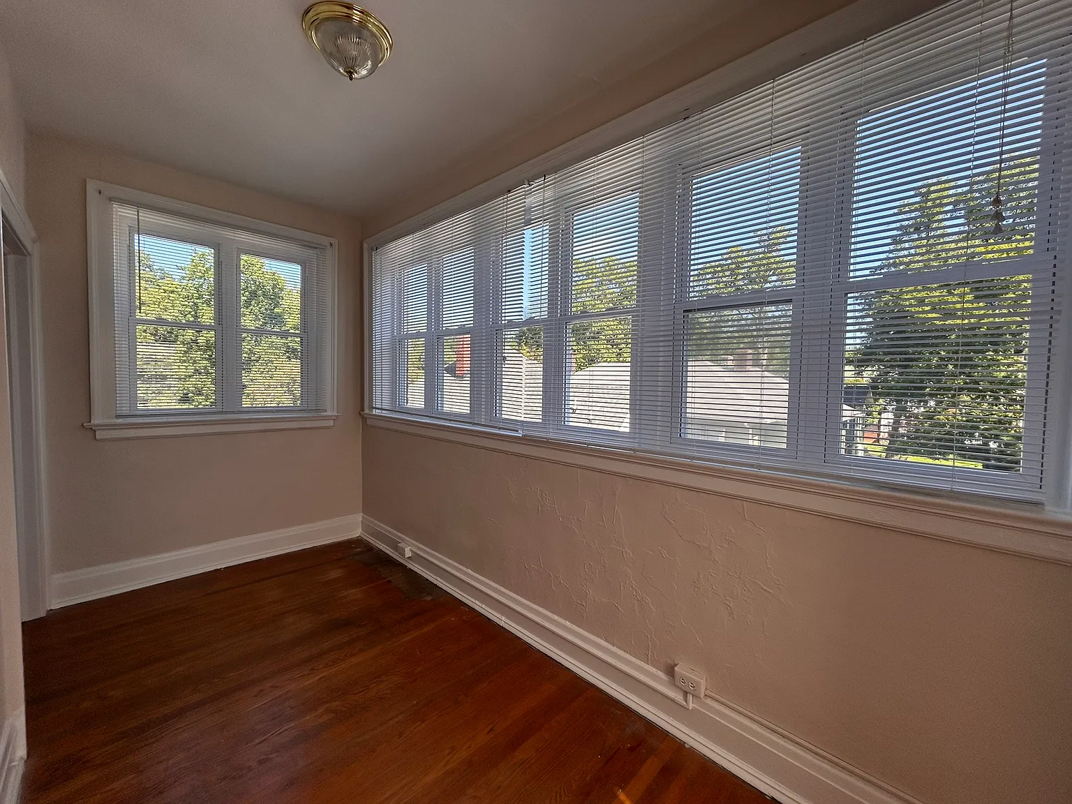 2 bed, $1,595 — Photo 4