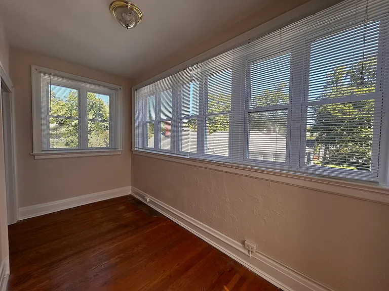 506 N Buchanan Blvd — Photo 4