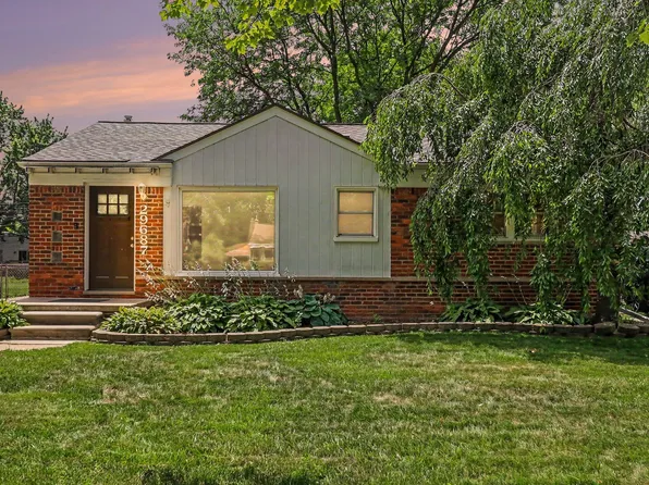 29687 Westfield St, Livonia, MI 48150