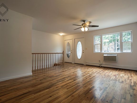 4th image of 968 Myrtle Ave #1A