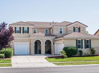 1350 Leighton Grove Dr, Plumas Lake, CA 95961