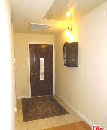 3rd image of 531 N Louise St Unit 101