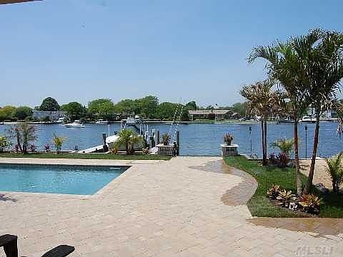 2nd image of 48 Lucinda Dr