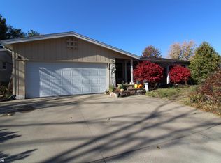 2020 Logan Dr, Keokuk, IA 52632