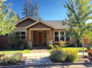 1430 Piper Ln, Eugene, OR