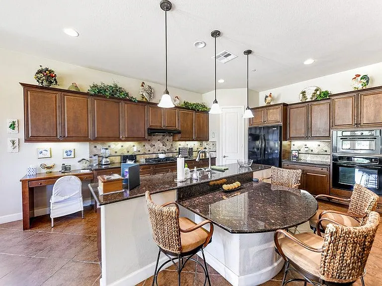 81465 Avenida Montura — Photo 9