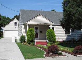 3449 E Bonner Dr, Norfolk, VA 23513