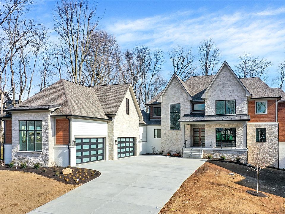 1st image of 1520 Forest Hills Dr