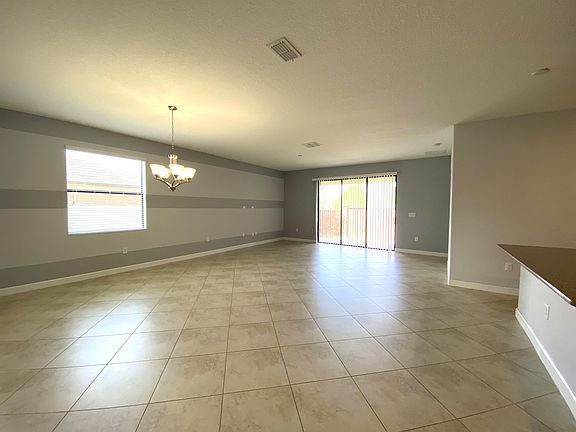 3rd image of 1940 Pantheon Dr