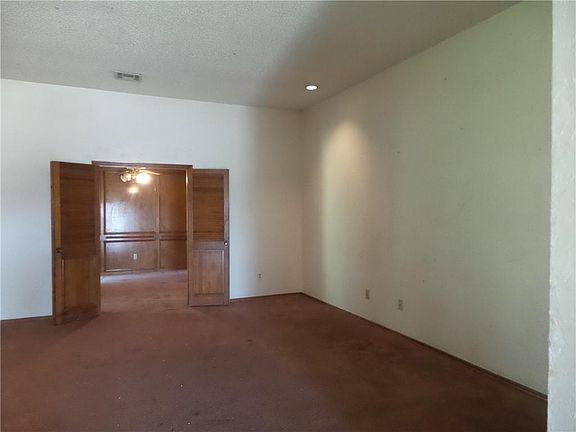 2nd image of 9125 NW 99th Pl