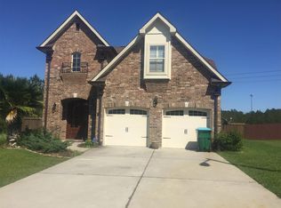 17221 Palm Ridge Dr, Diberville, MS 39540