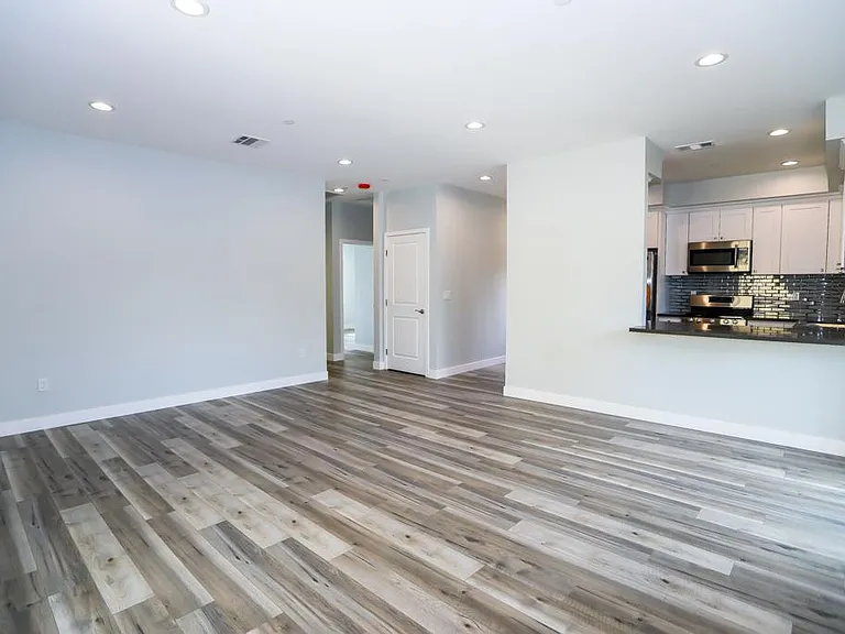 12610 Vanowen St — Photo 4