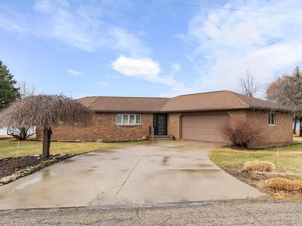 2741 N Williamson Dr, Warsaw, IN 46582