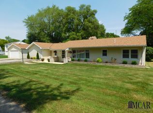 8906 Central Ave, Temperance, MI 48182