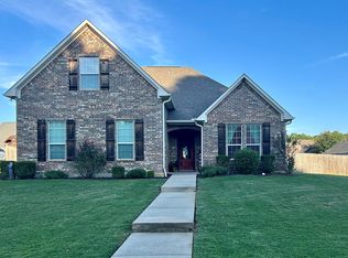 7208 Shadow Brooke Dr, Texarkana, TX 75503