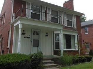 772 Harcourt Rd, Grosse Pointe Park, MI 48230