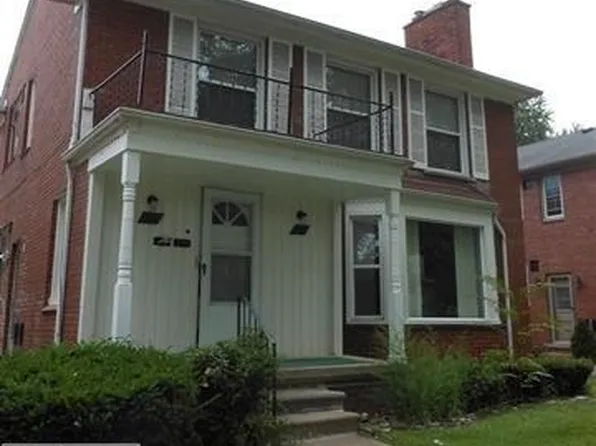 772 Harcourt Rd, Grosse Pointe Park, MI 48230