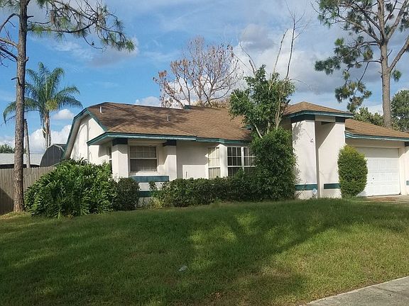3rd image of 7978 Wellsmere Cir