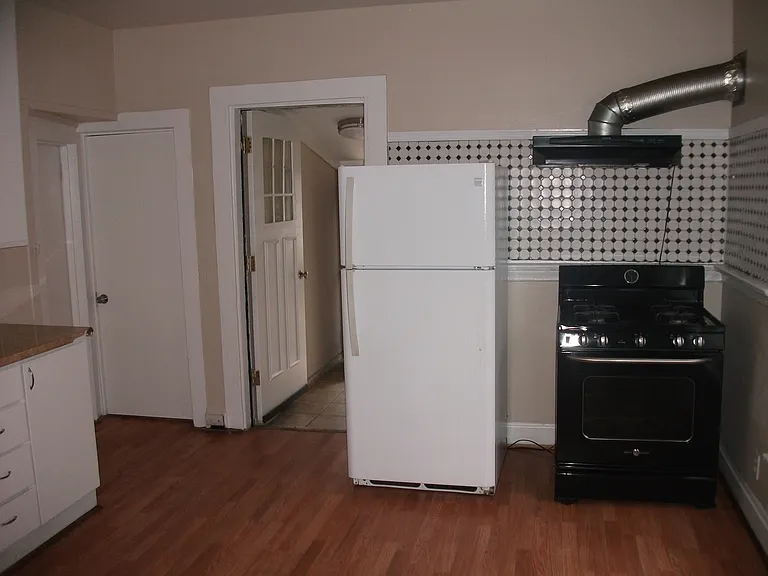 DUANE 125 — Photo 5